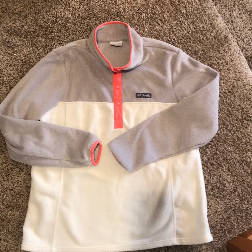 Super cute oversized Columbia